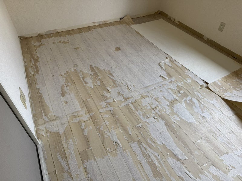 【内装リフォーム】手抜き施工を改善！見えない部分まで丁寧に仕上げた安心の床貼り工事（静岡市葵区千代田）